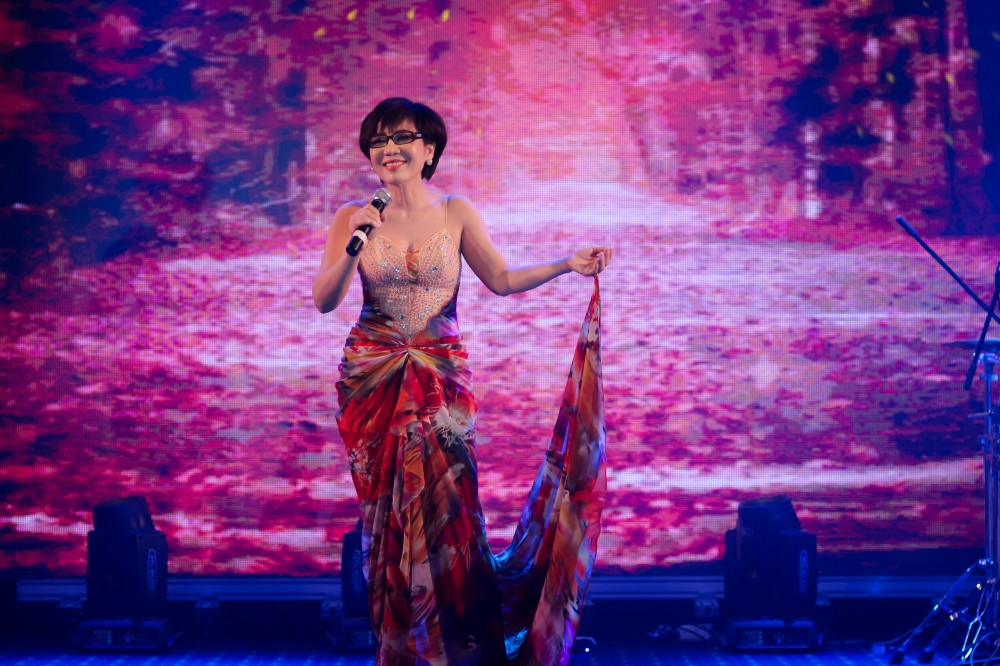 Thu Tuyết trên sân khấu tại Melbourne, Úc